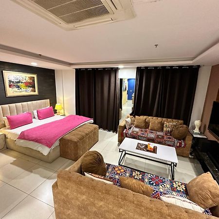Sunset Luxury Gold Crest Mall Residency Λαχόρη Εξωτερικό φωτογραφία