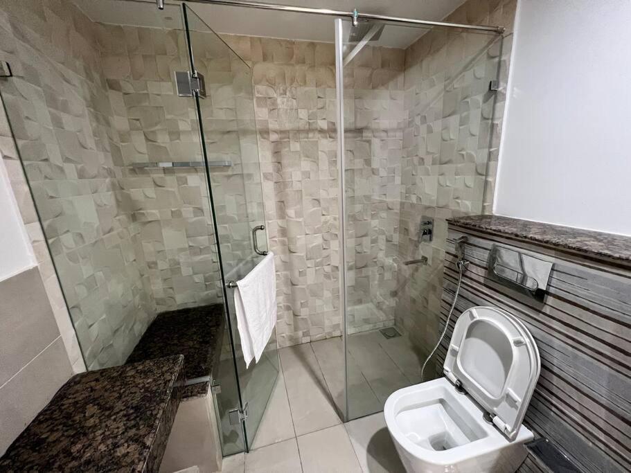 Sunset Luxury Gold Crest Mall Residency Λαχόρη Εξωτερικό φωτογραφία