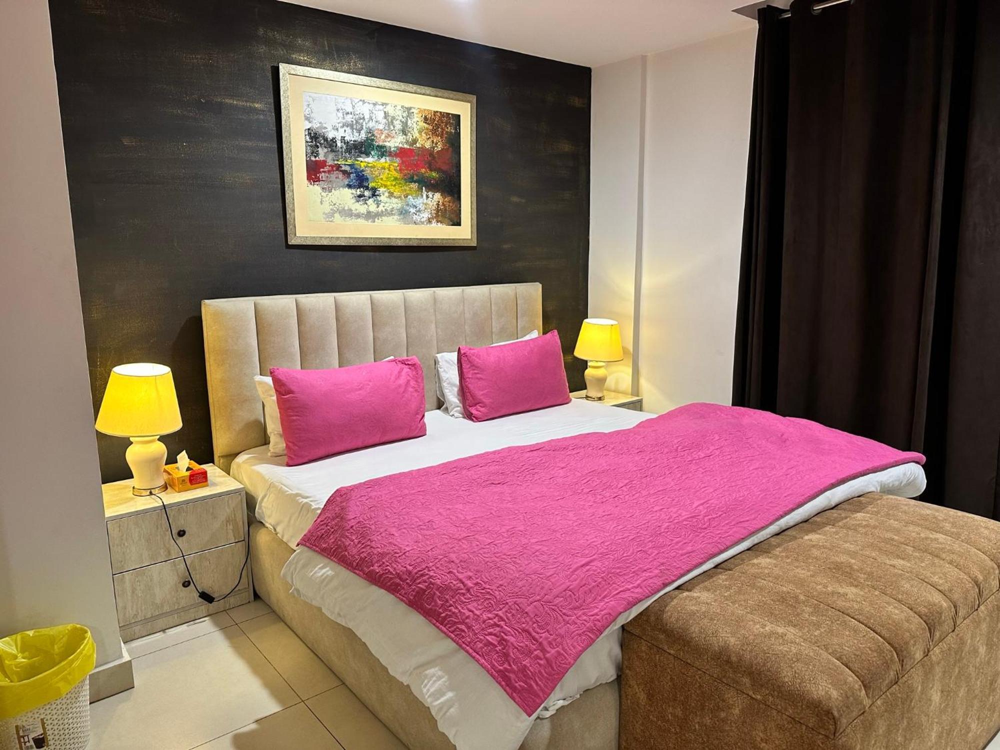 Sunset Luxury Gold Crest Mall Residency Λαχόρη Εξωτερικό φωτογραφία