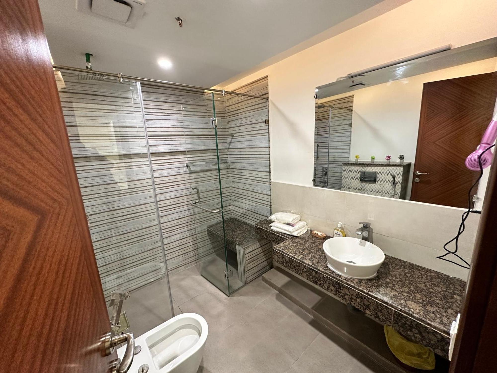 Sunset Luxury Gold Crest Mall Residency Λαχόρη Εξωτερικό φωτογραφία